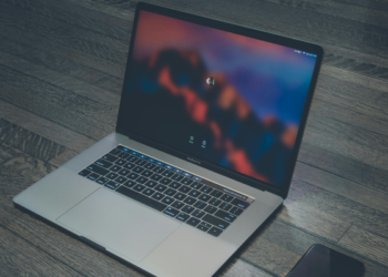 Como colocar interrogação no Notebook?